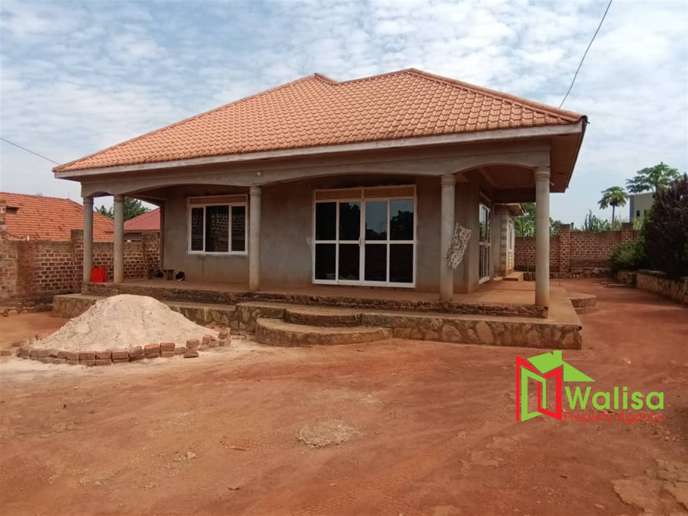 Bungalow for sale in Kitende Wakiso