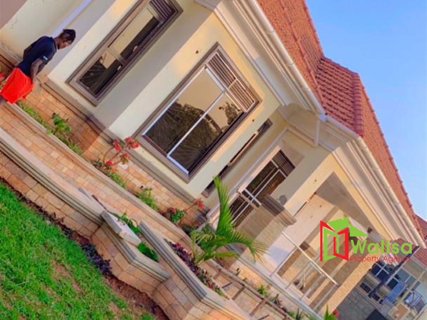 Bungalow for sale in Kitende Wakiso