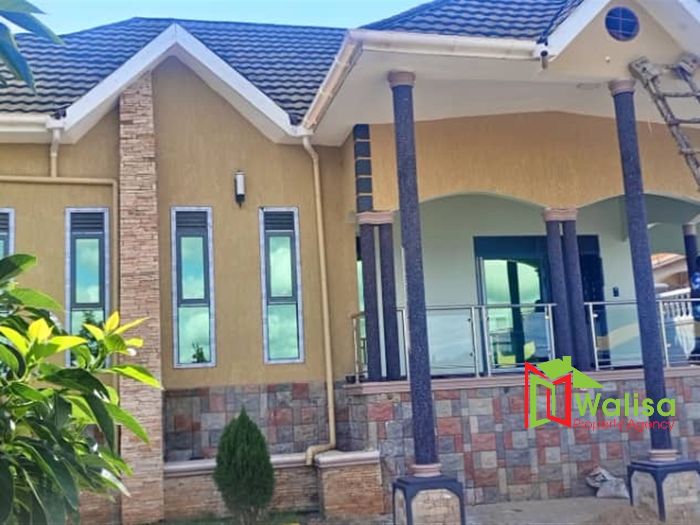 Storeyed house for sale in Seguku Wakiso