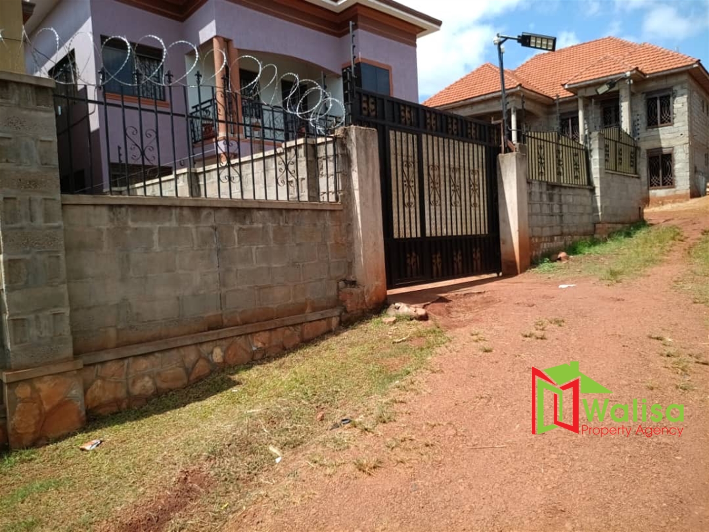 Storeyed house for sale in Seguku Wakiso