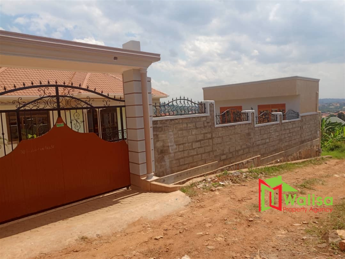 Bungalow for sale in Nansana Wakiso