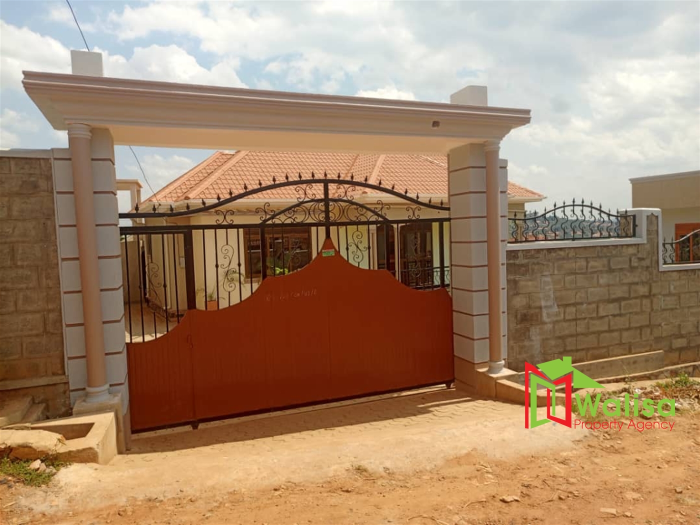 Bungalow for sale in Nansana Wakiso