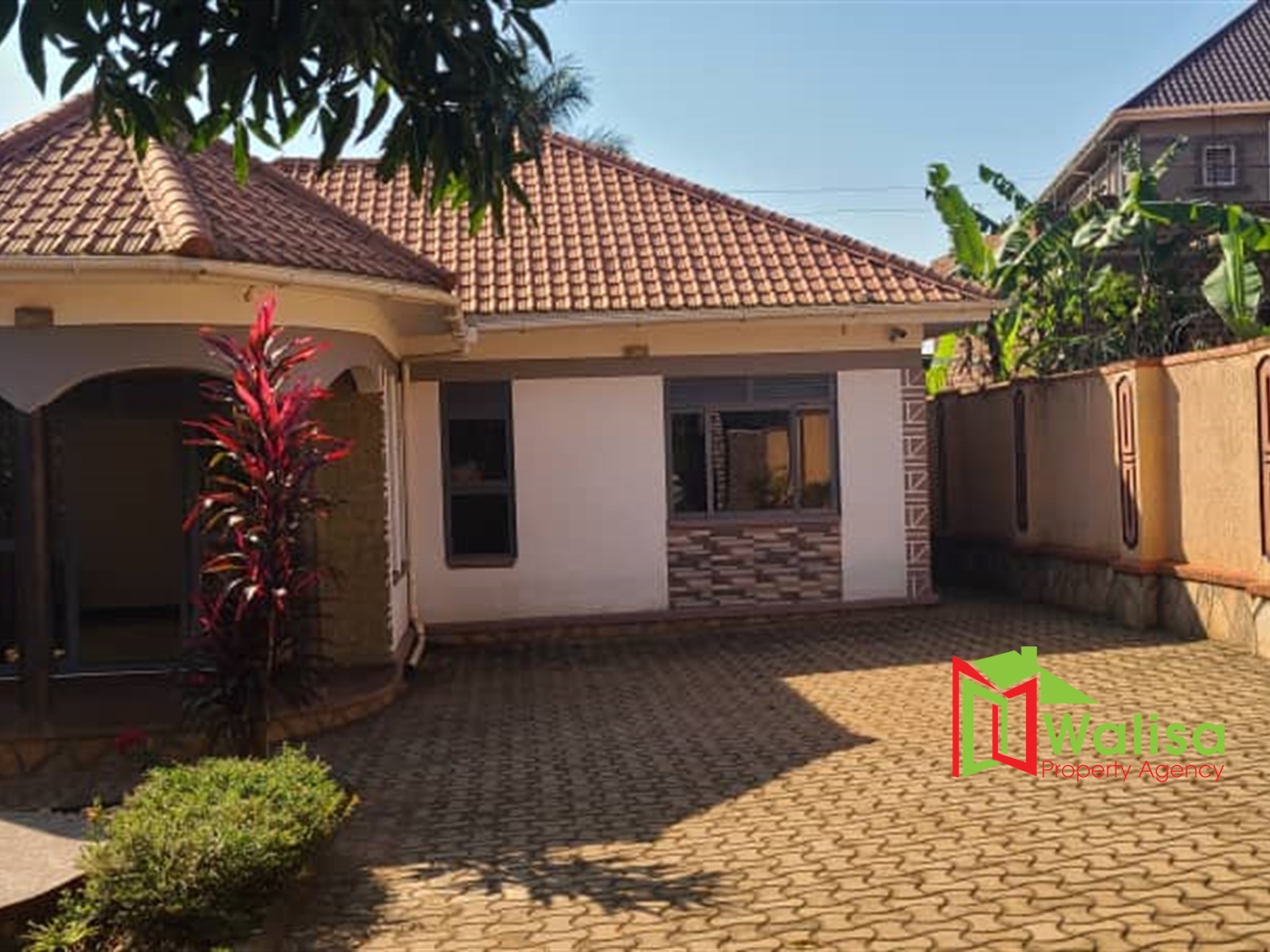 Bungalow for sale in Kitende Wakiso