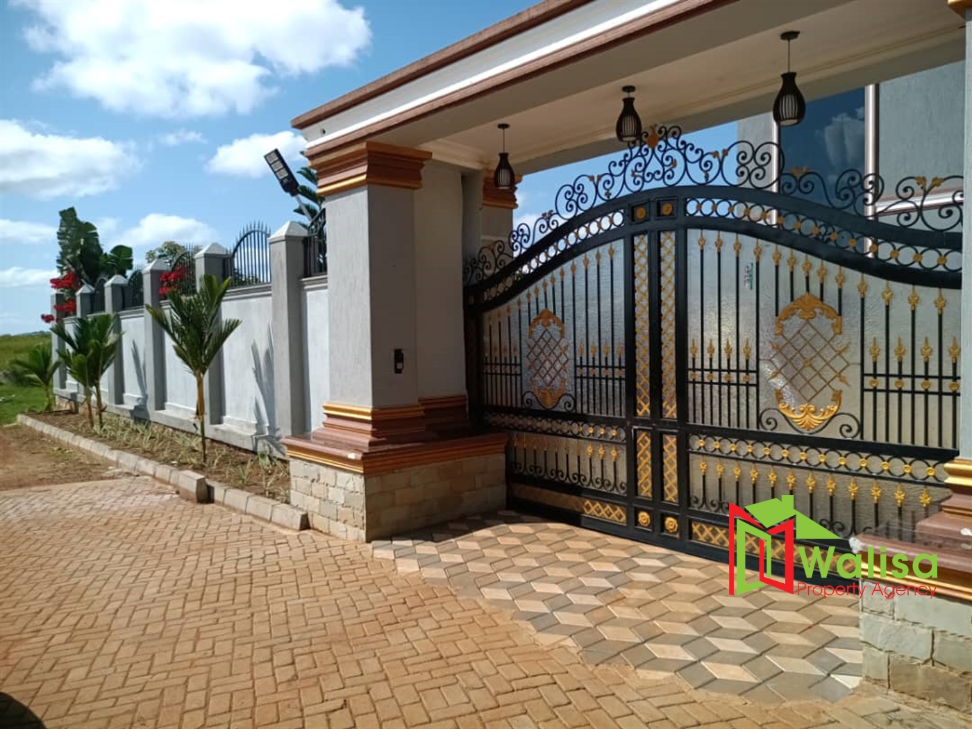 Storeyed house for sale in Namulanda Wakiso