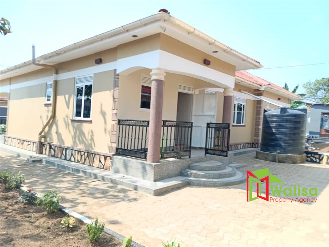 Bungalow for sale in Kusatu Mukono