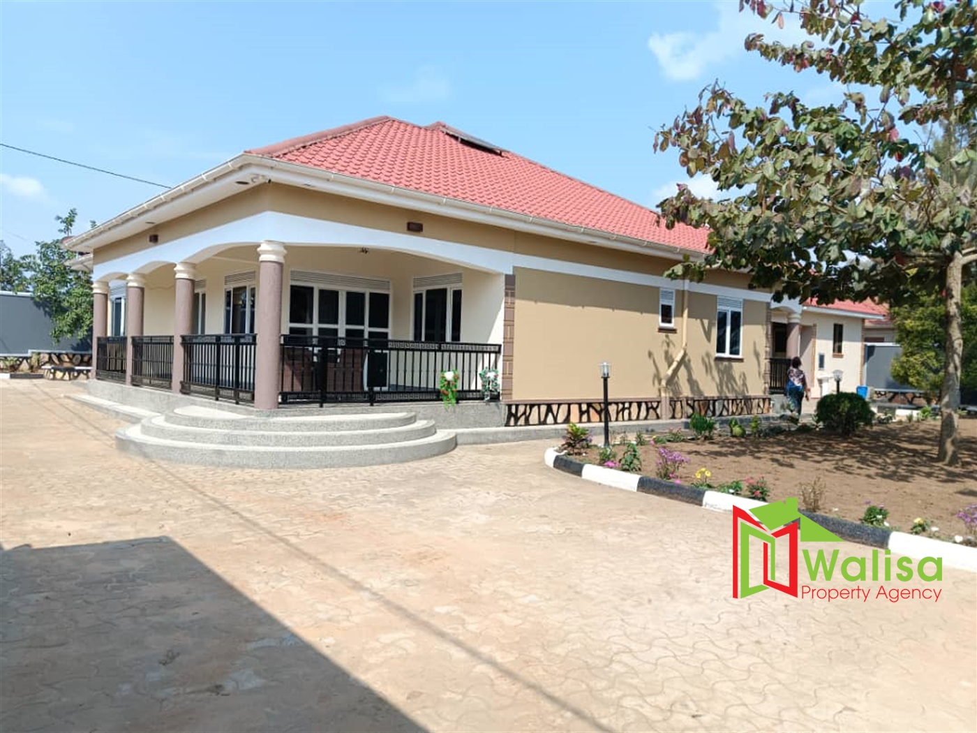 Bungalow for sale in Kusatu Mukono