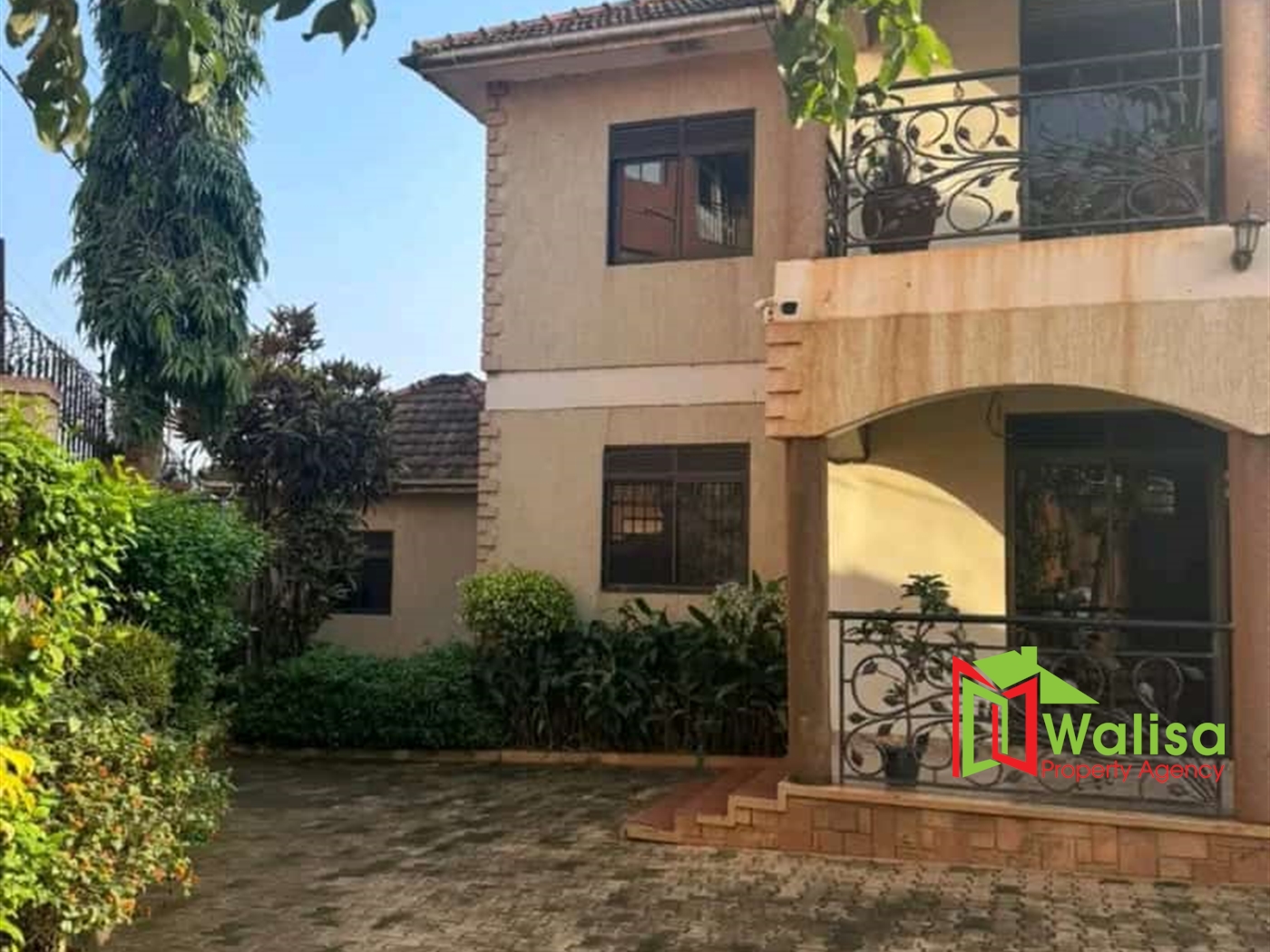 Storeyed house for sale in Najjera Wakiso