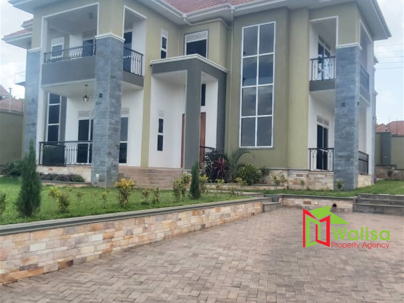 Storeyed house for sale in Kitende Wakiso