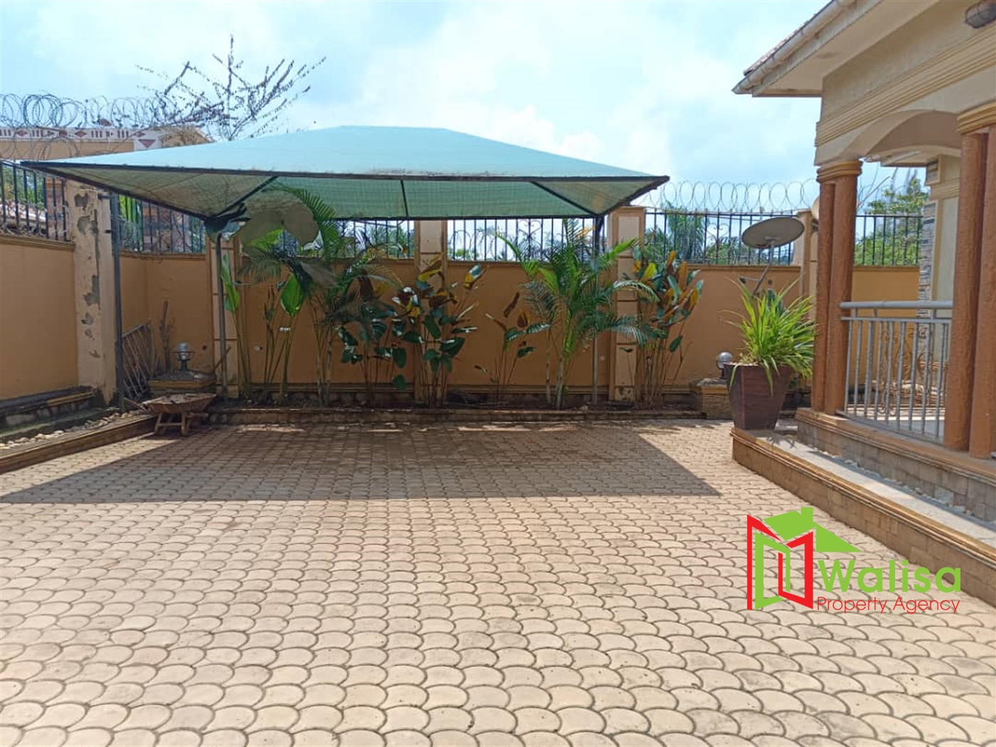 Bungalow for sale in Kigobya Mukono