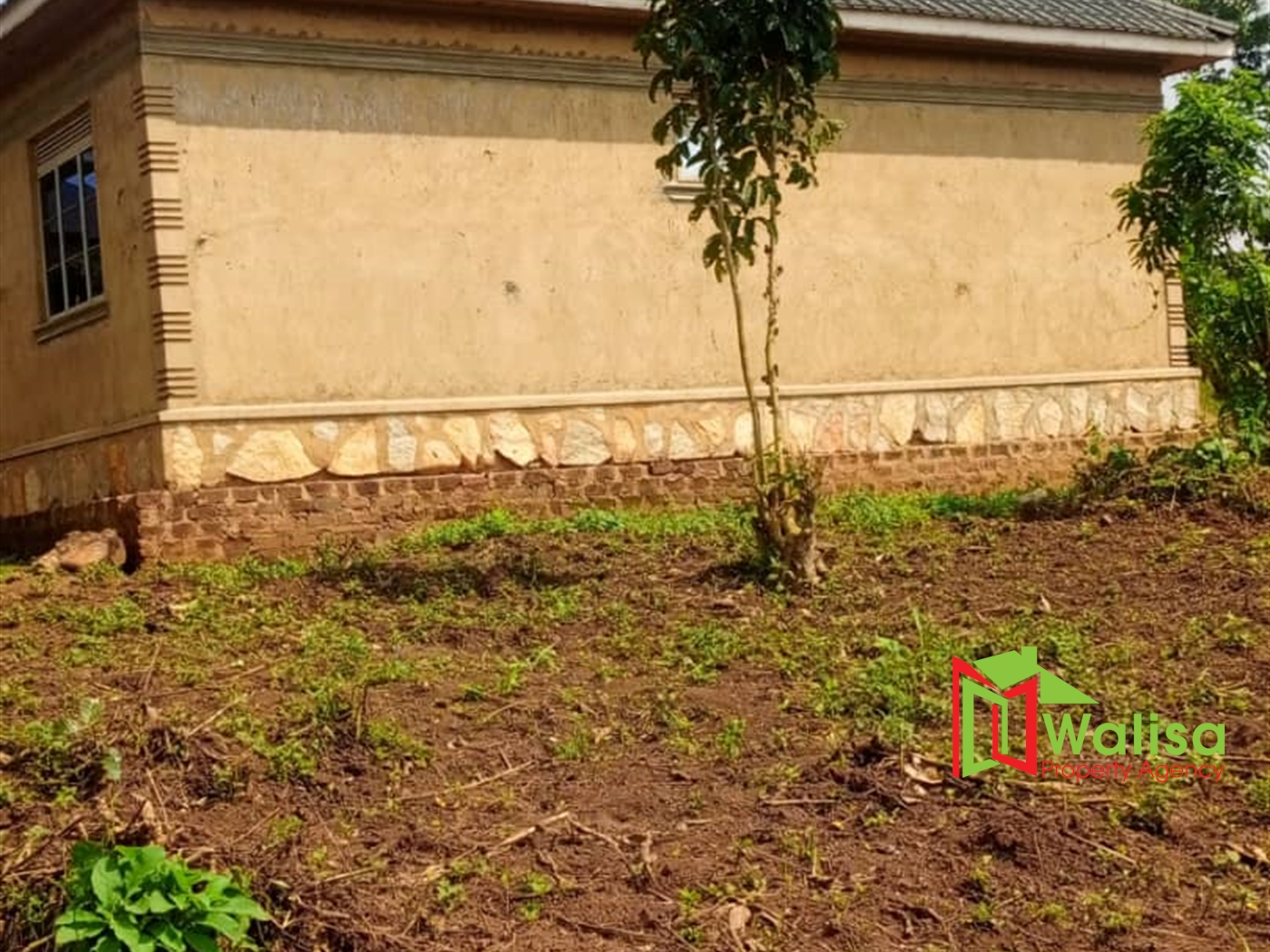 Shell House for sale in Ssemutto Nakaseke