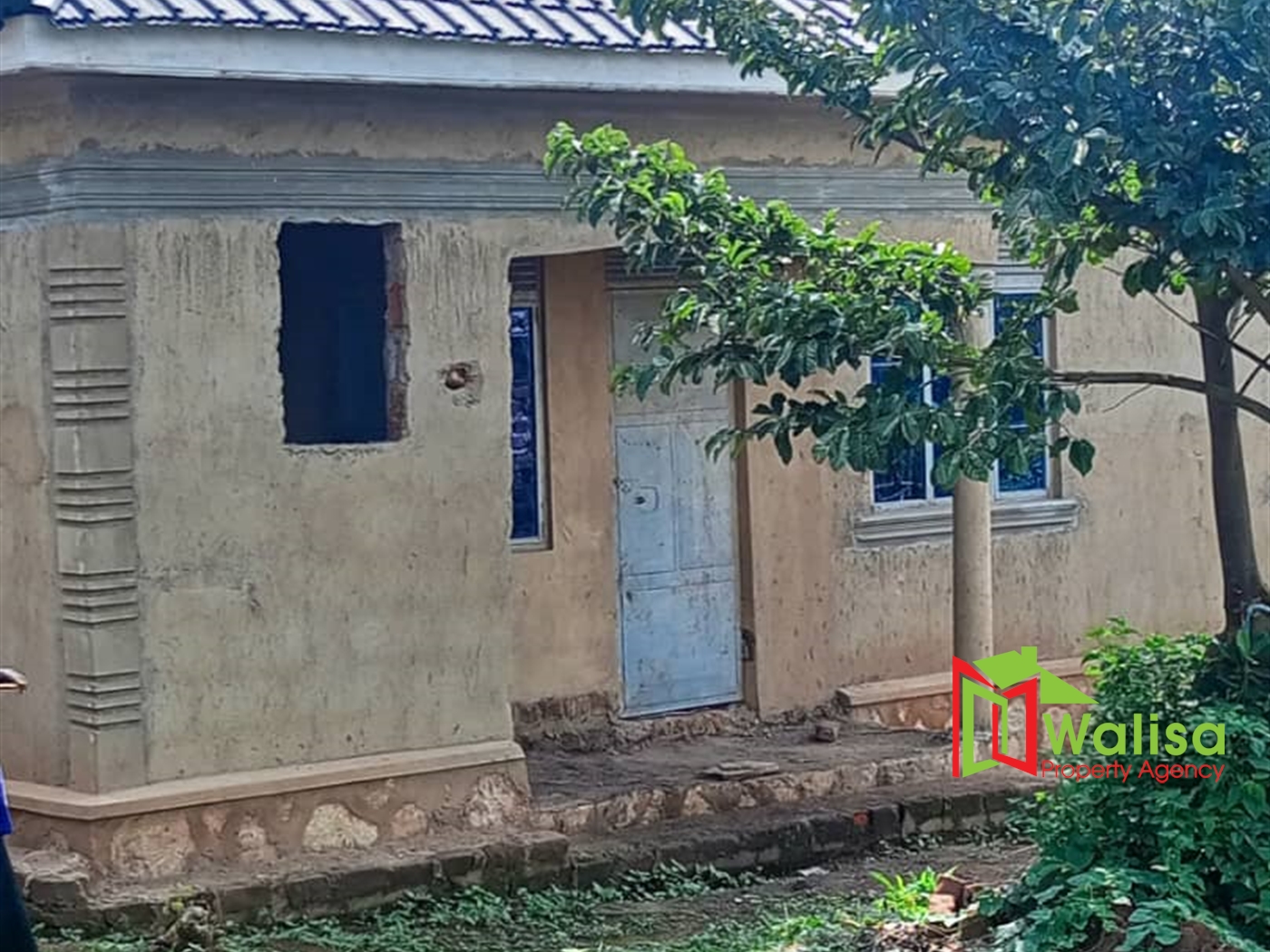 Shell House for sale in Ssemutto Nakaseke