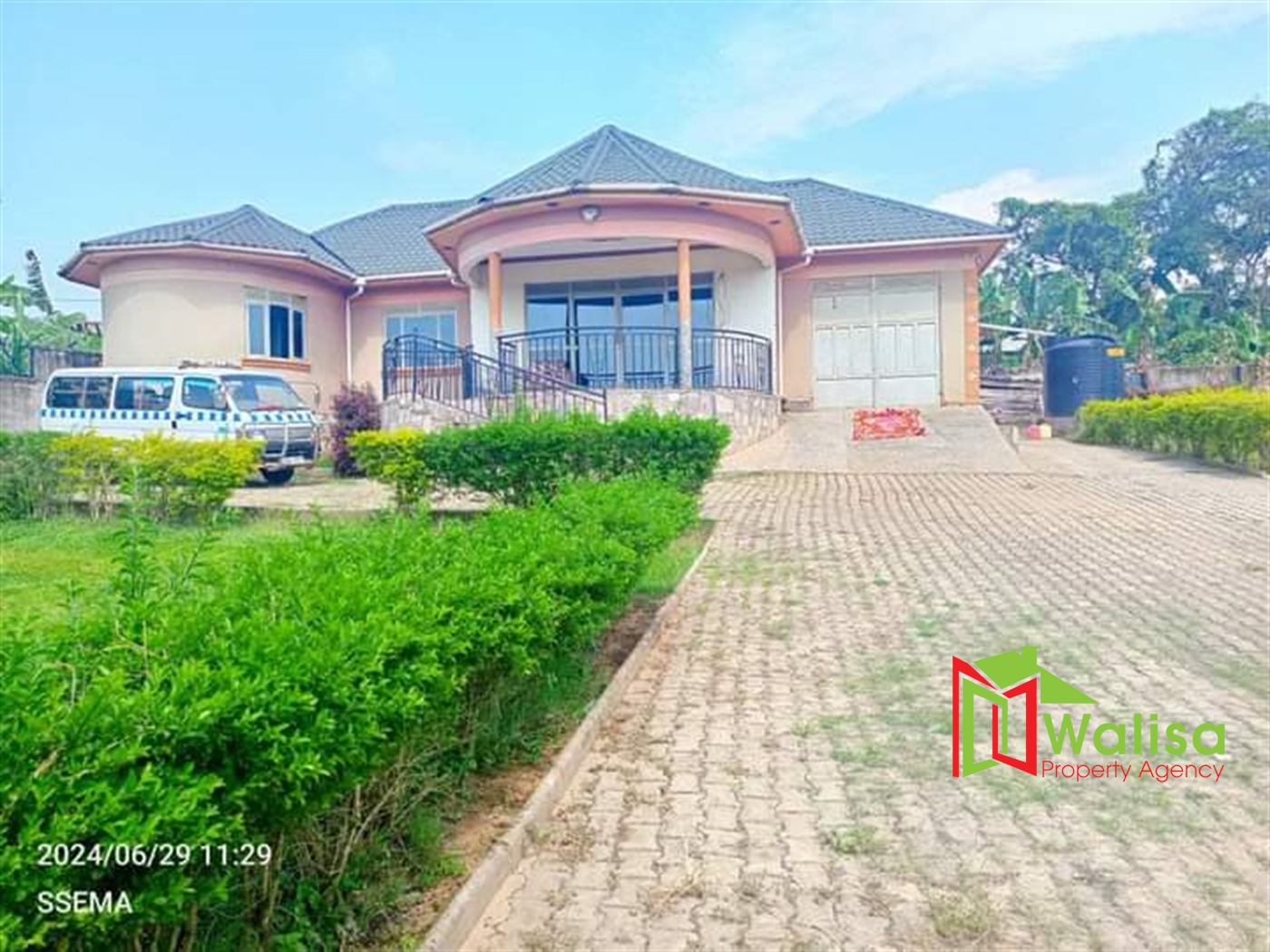 Bungalow for sale in Buloba Wakiso