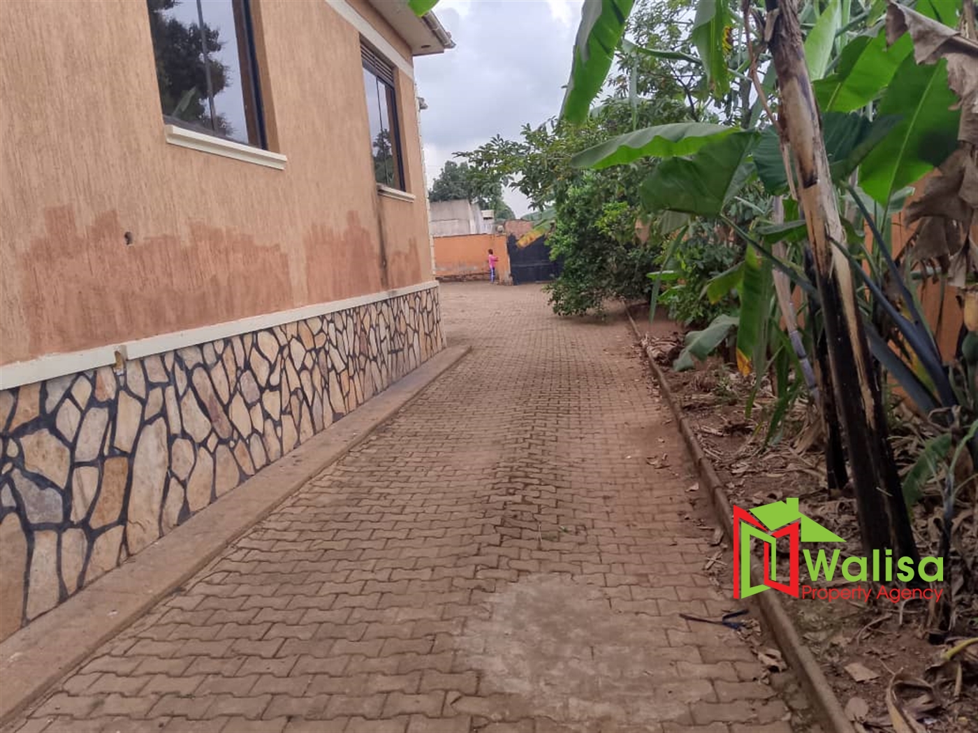 Bungalow for sale in Kitende Wakiso