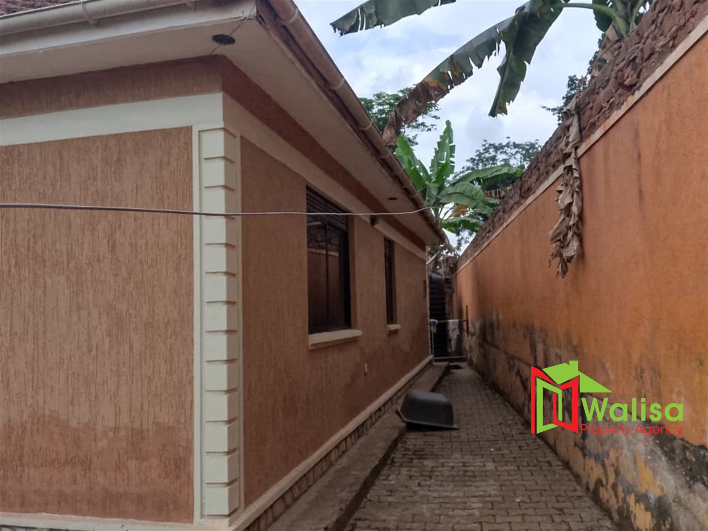 Bungalow for sale in Kitende Wakiso