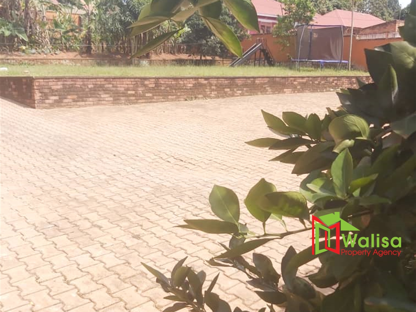 Bungalow for sale in Kajjansi Wakiso