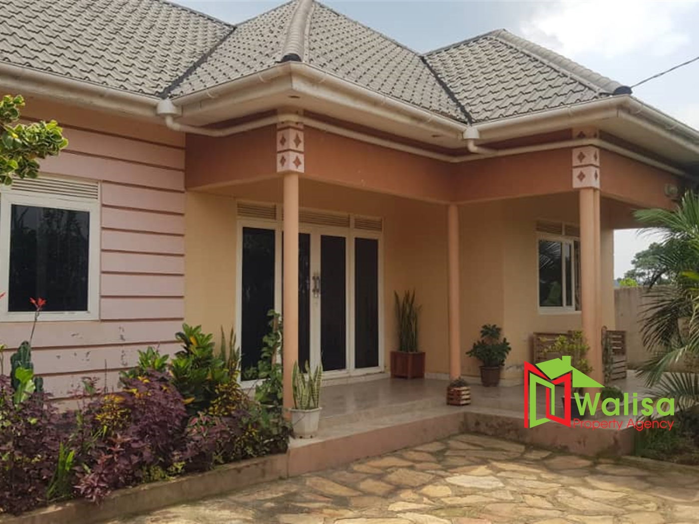 Bungalow for sale in Kakiri Wakiso