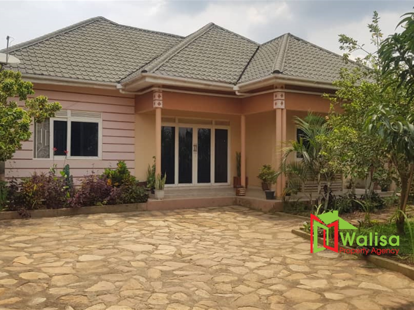 Bungalow for sale in Kakiri Wakiso