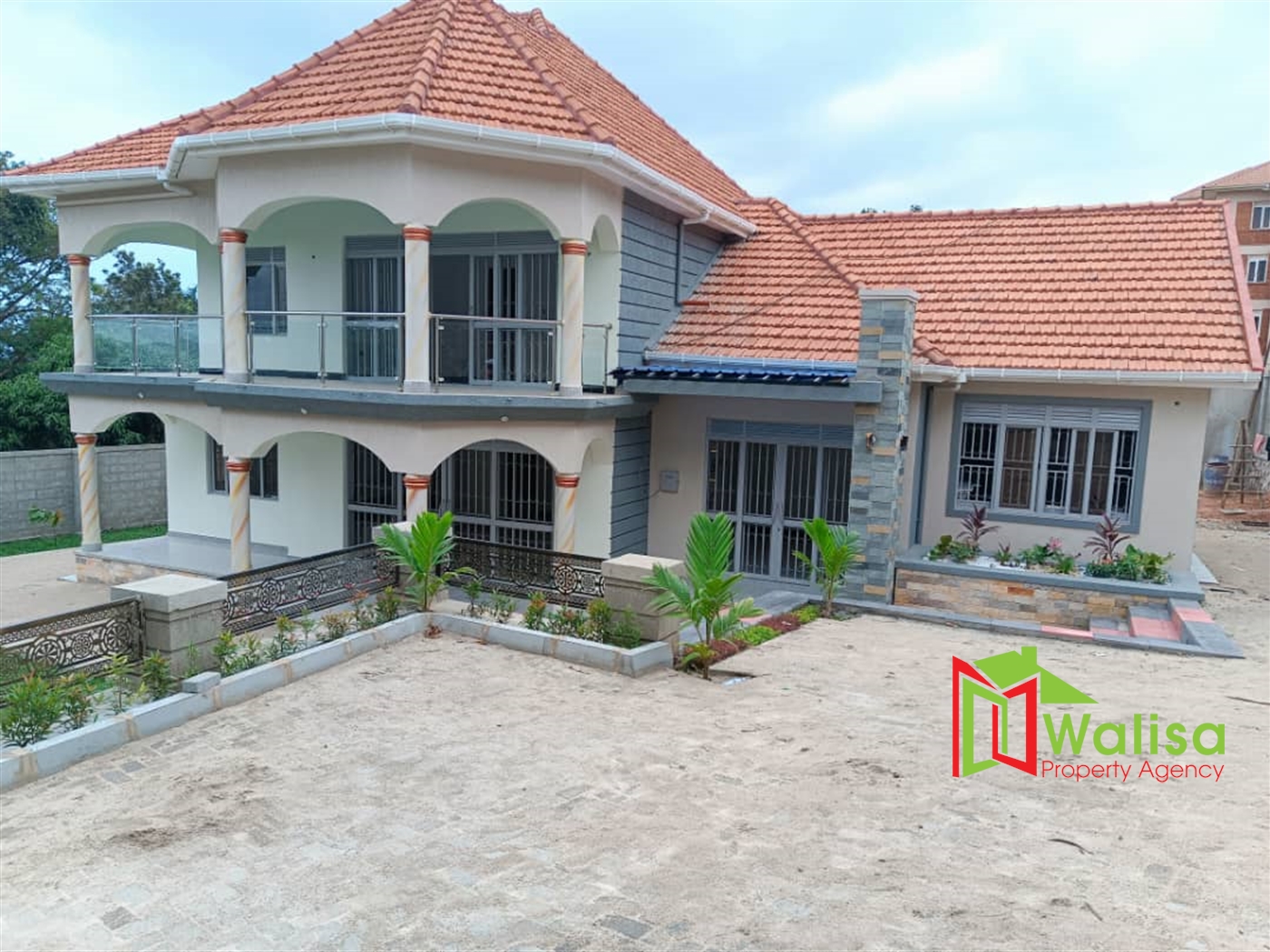 Storeyed house for sale in Kitende Wakiso