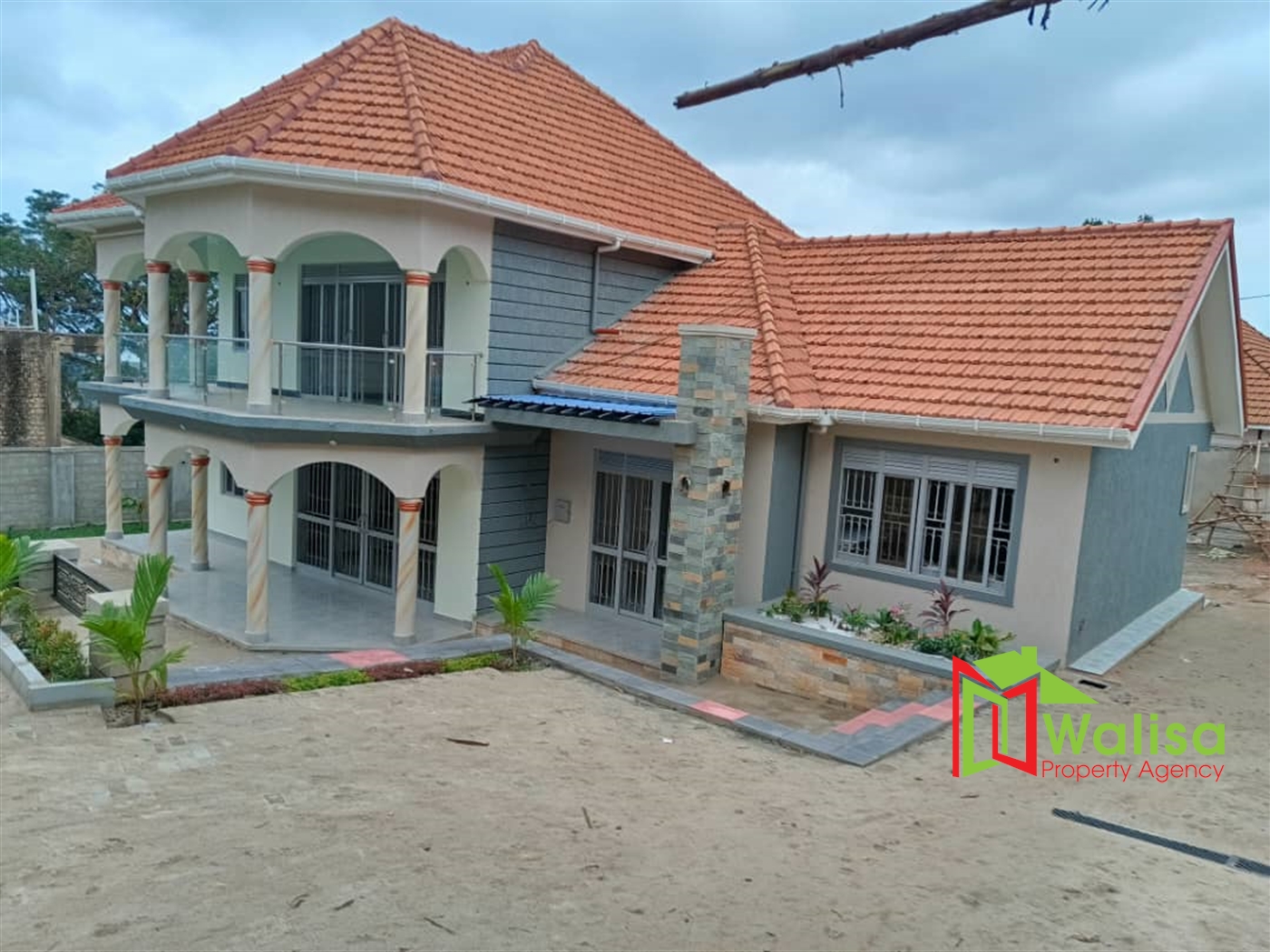 Storeyed house for sale in Kitende Wakiso