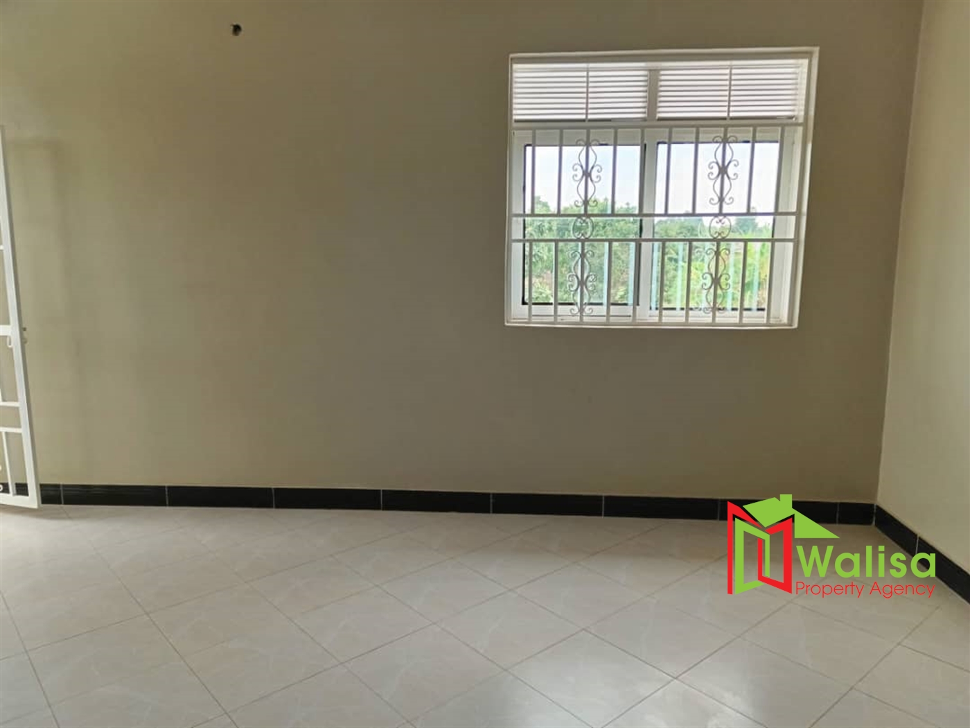 Storeyed house for sale in Kajjansi Wakiso