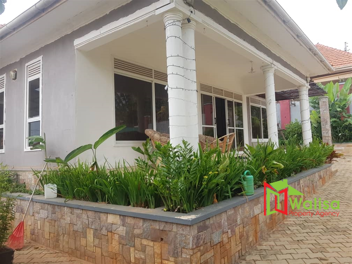 Bungalow for sale in Bwebajja Wakiso