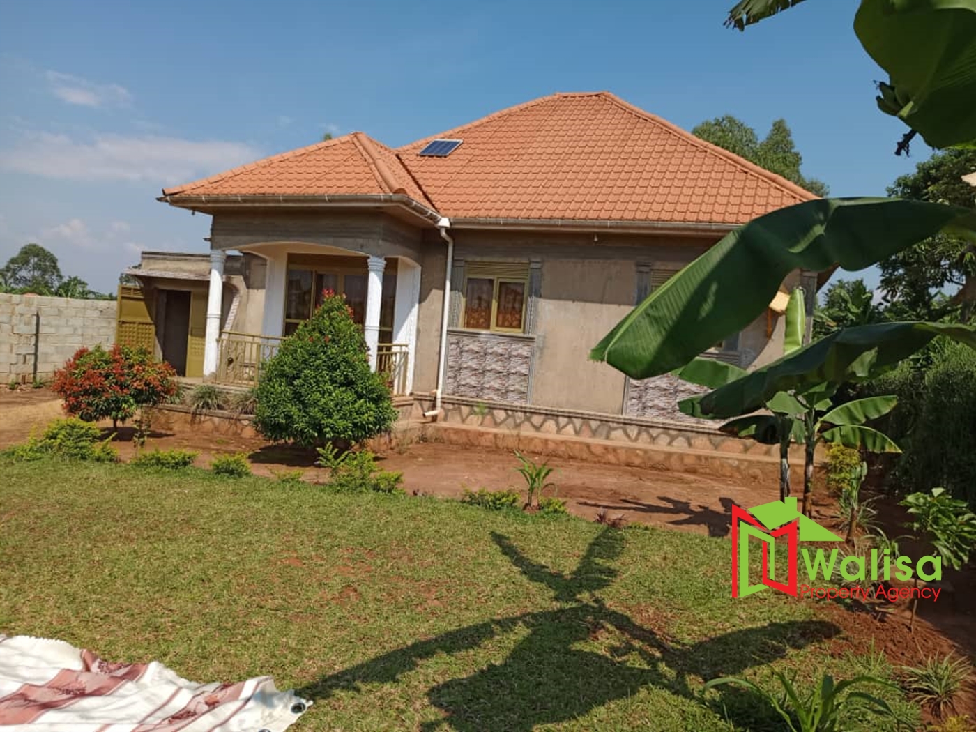 Bungalow for sale in Nkoowe Wakiso