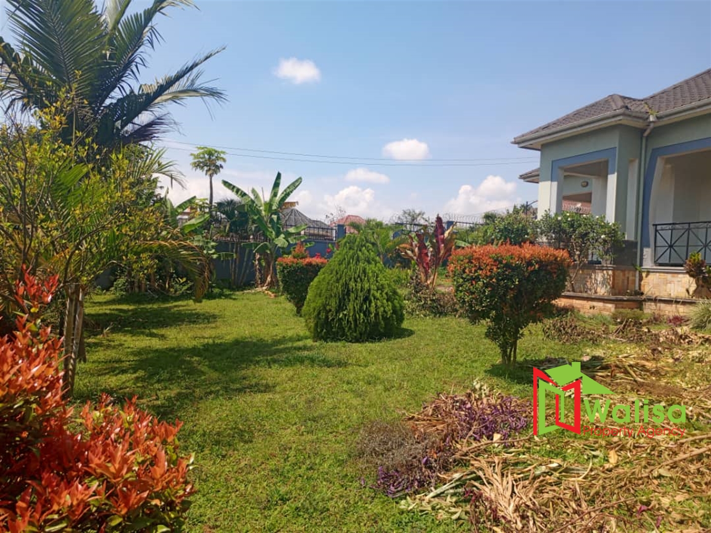 Bungalow for sale in Nkoowe Wakiso