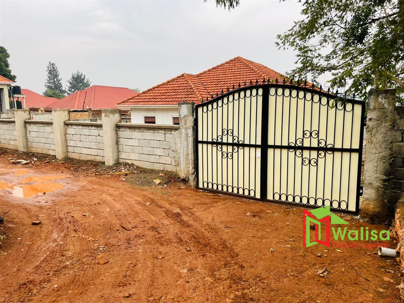 Bungalow for sale in Bwebajja Wakiso