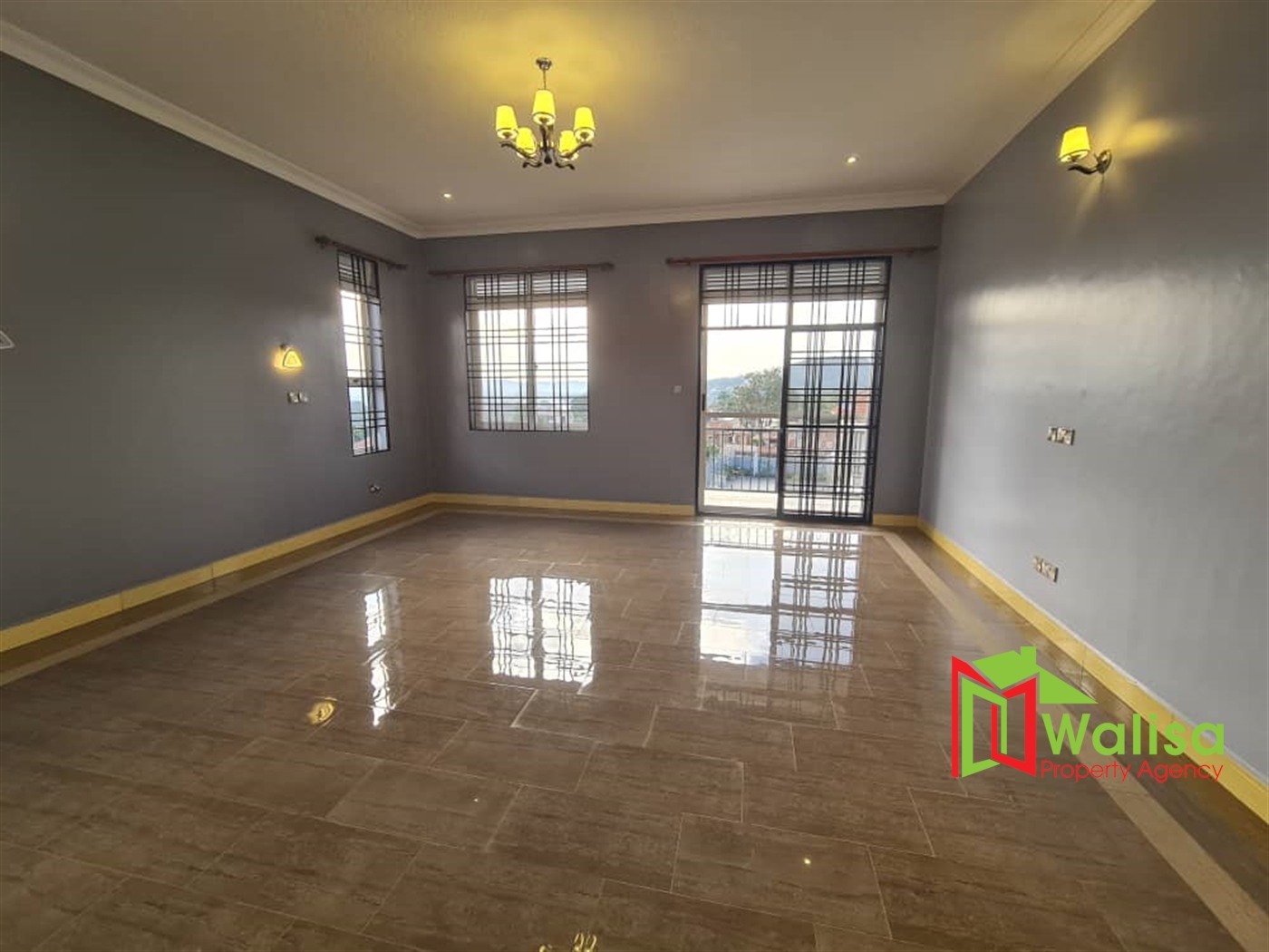 Mansion for sale in Kigo Wakiso