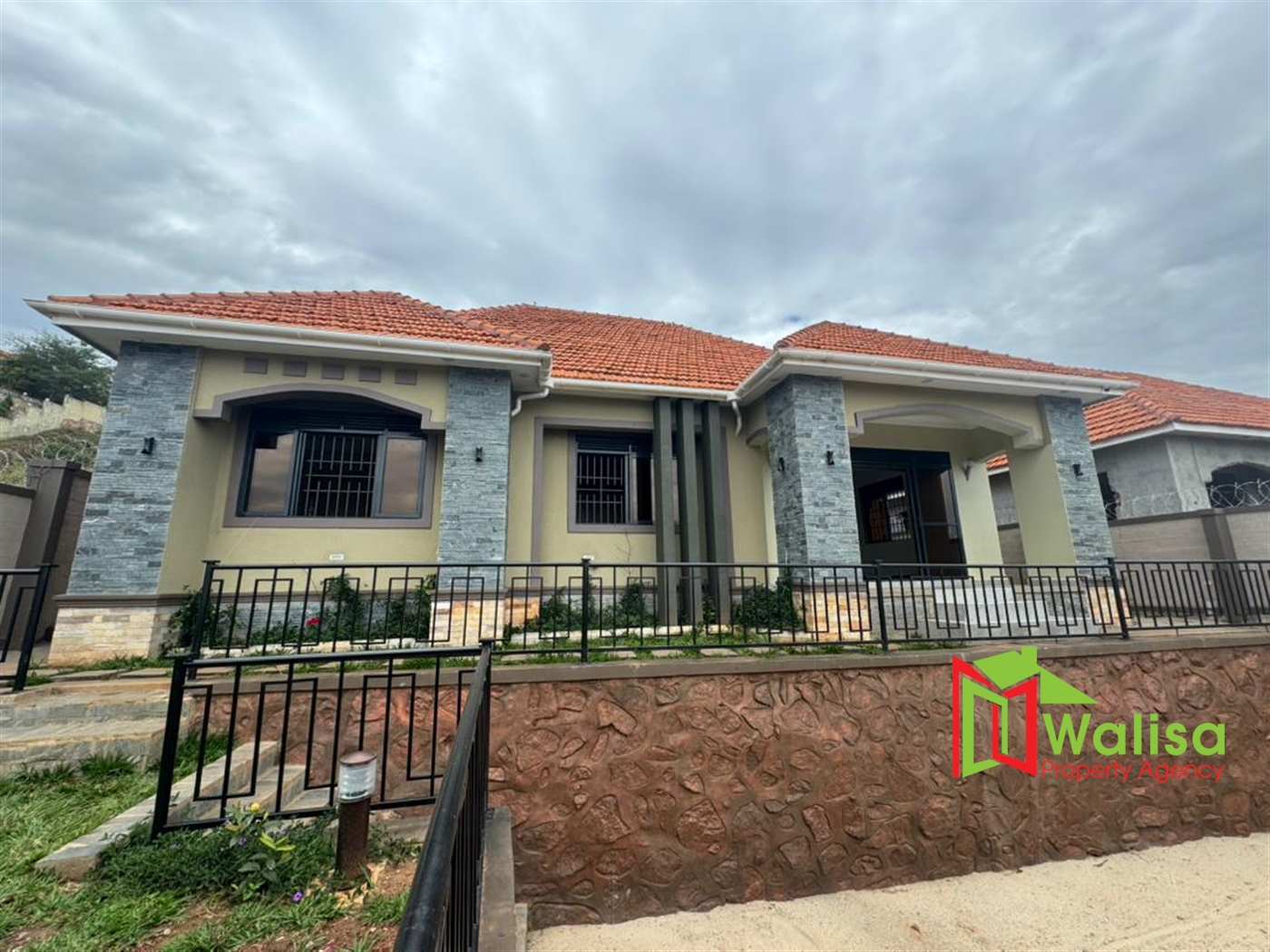 Bungalow for sale in Bwebajja Wakiso