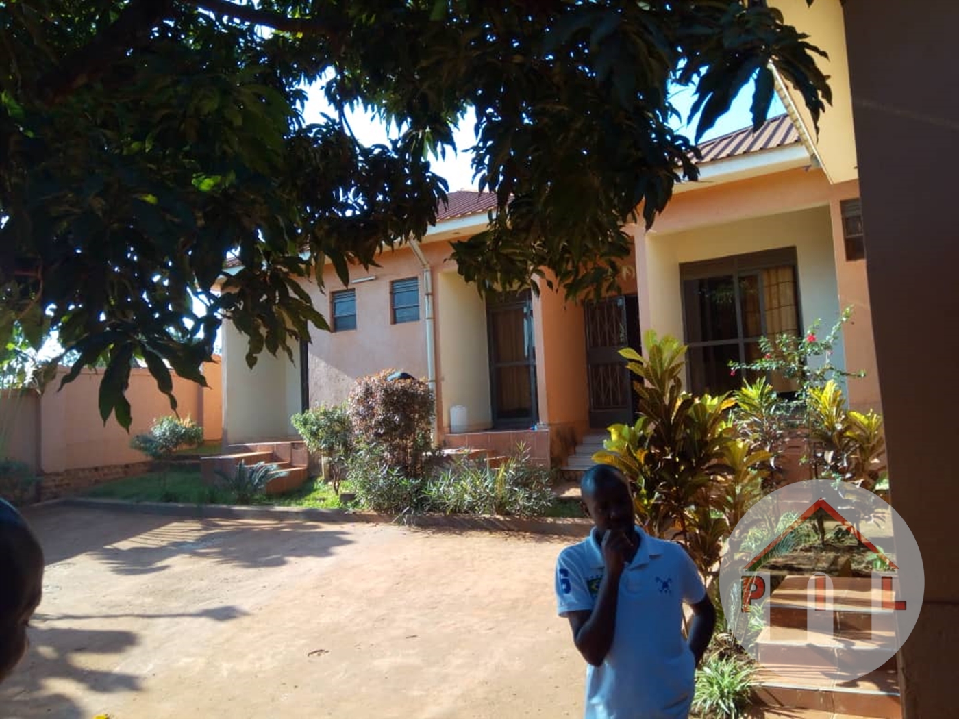 Guest house for sale in Mukono Mukono