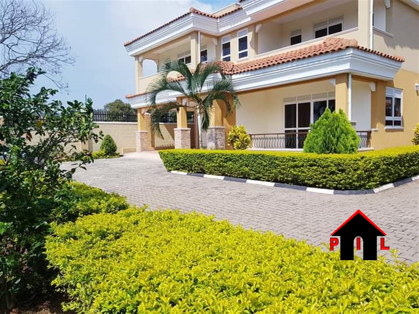 Mansion for sale in Munyonyo Kampala