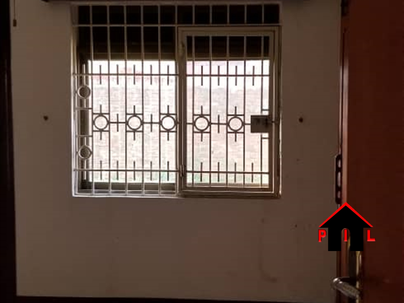 Bungalow for sale in Bugoloobi Kampala