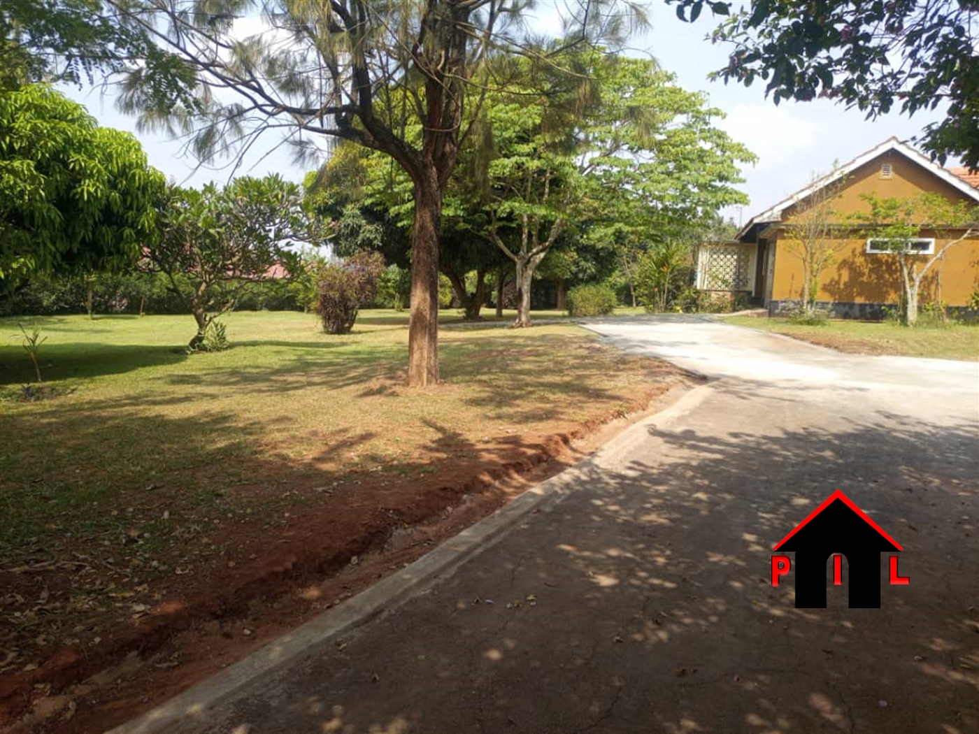 Residential Land for sale in Mutungo Kampala