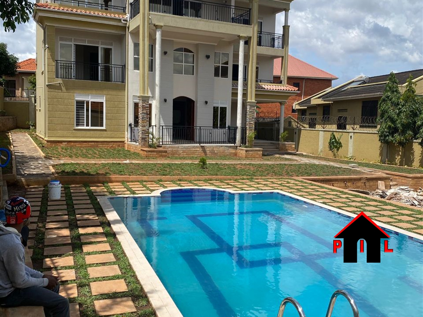 Storeyed house for sale in Muyenga Kampala