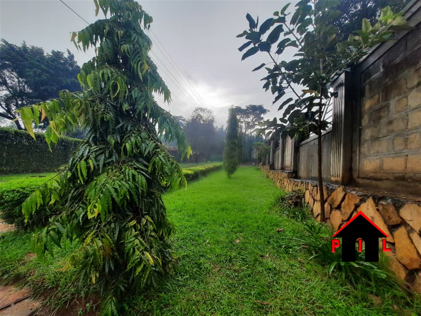 Commercial Land for sale in Bugoloobi Kampala