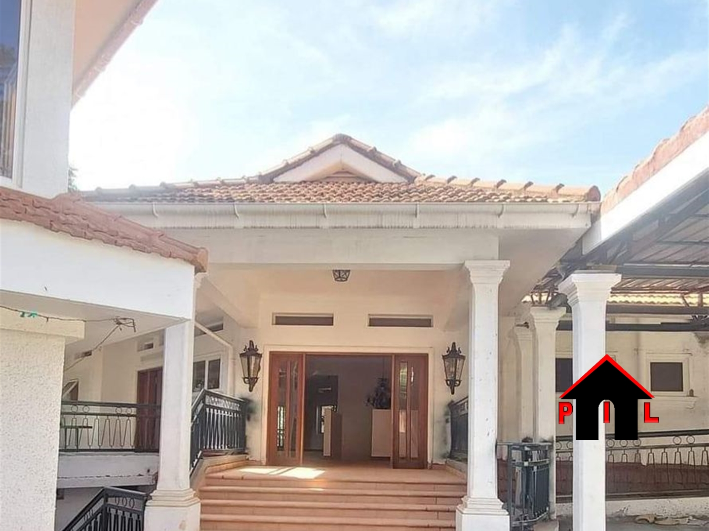 Mansion for sale in Kololo Kampala