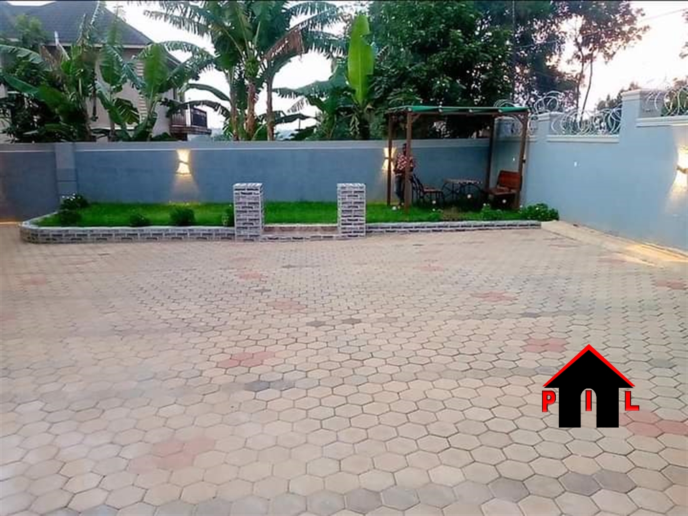 Bungalow for sale in Kimwanyi Wakiso