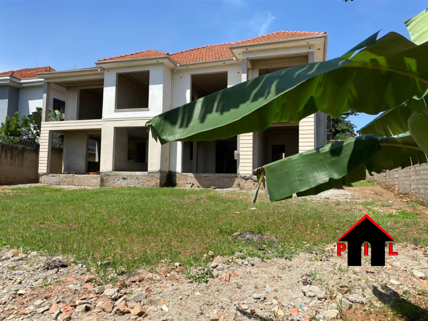 Shell House for sale in Kiwaatule Kampala