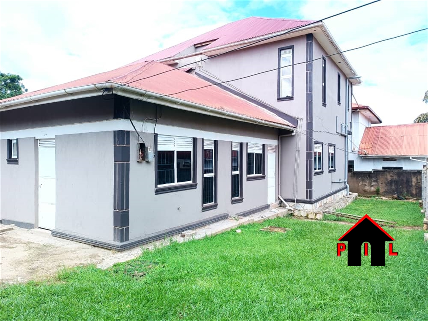 Storeyed house for sale in Kasangati Wakiso