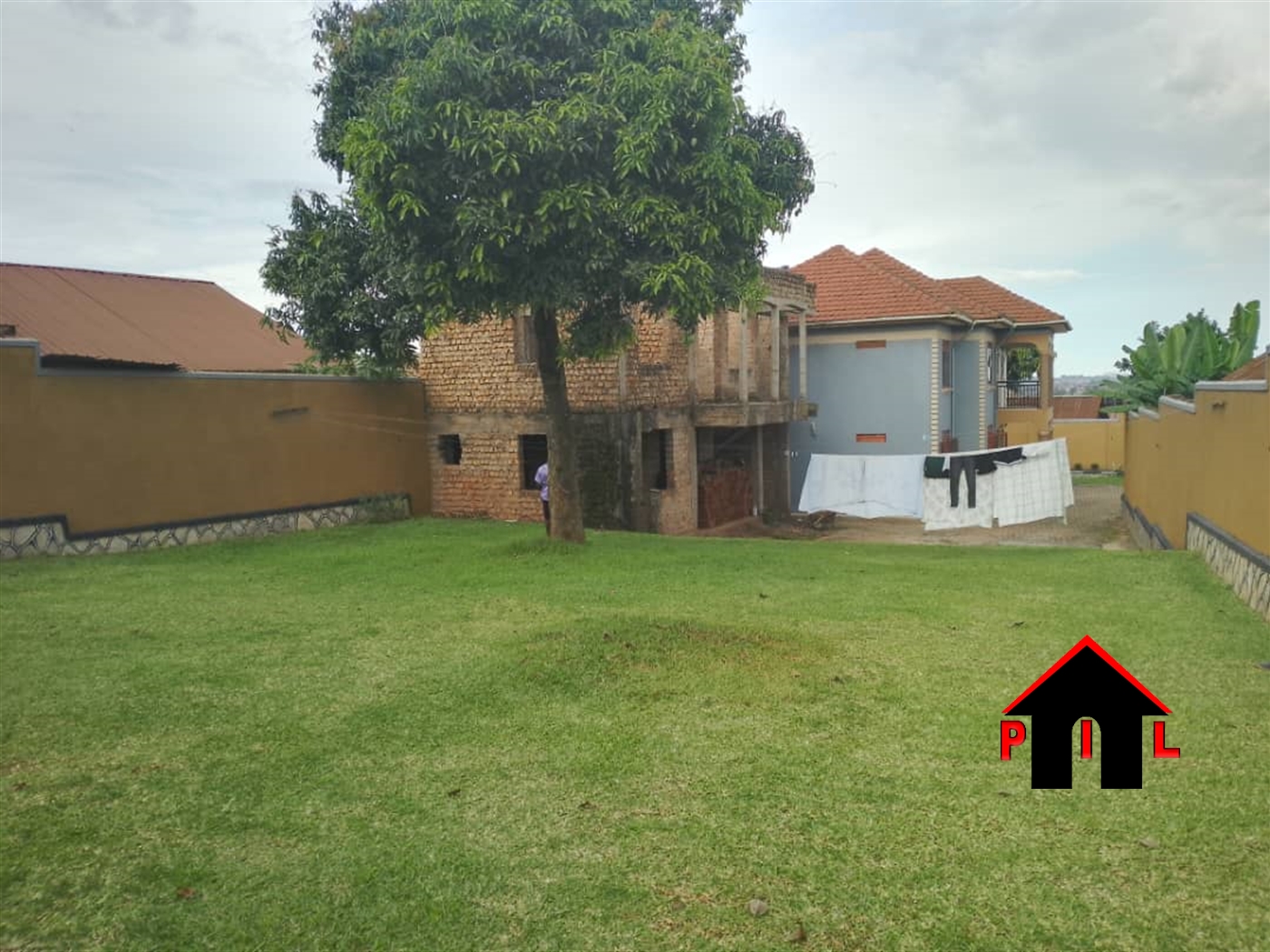 Storeyed house for sale in Kisaasi Kampala