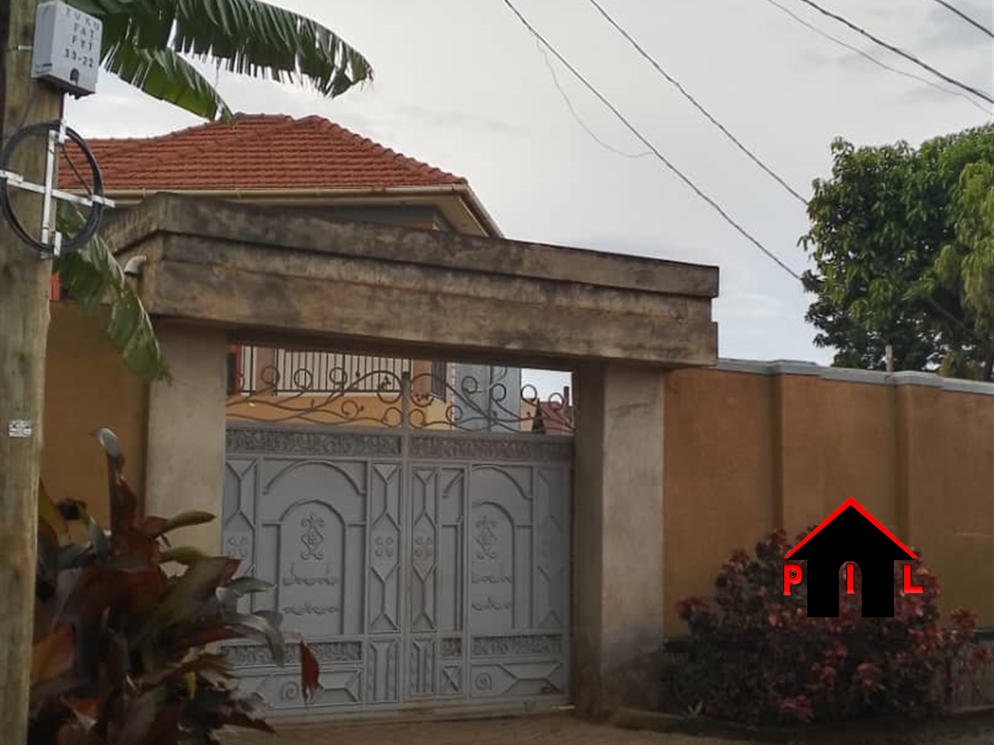 Storeyed house for sale in Kisaasi Kampala