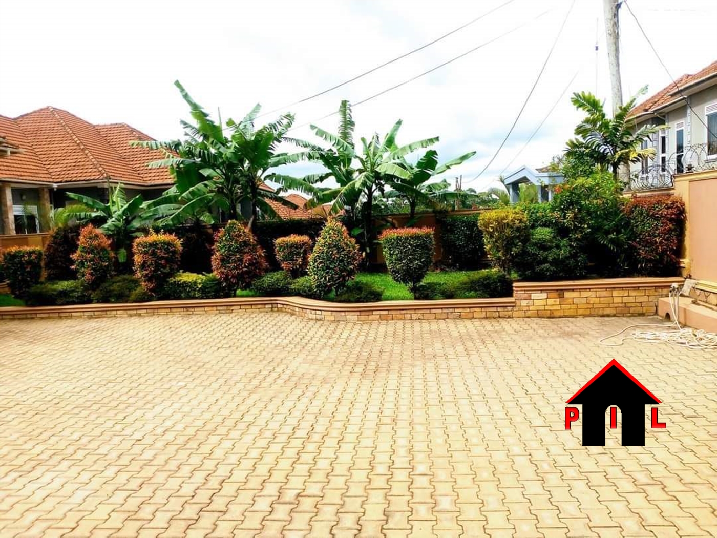 Bungalow for sale in Kira Wakiso