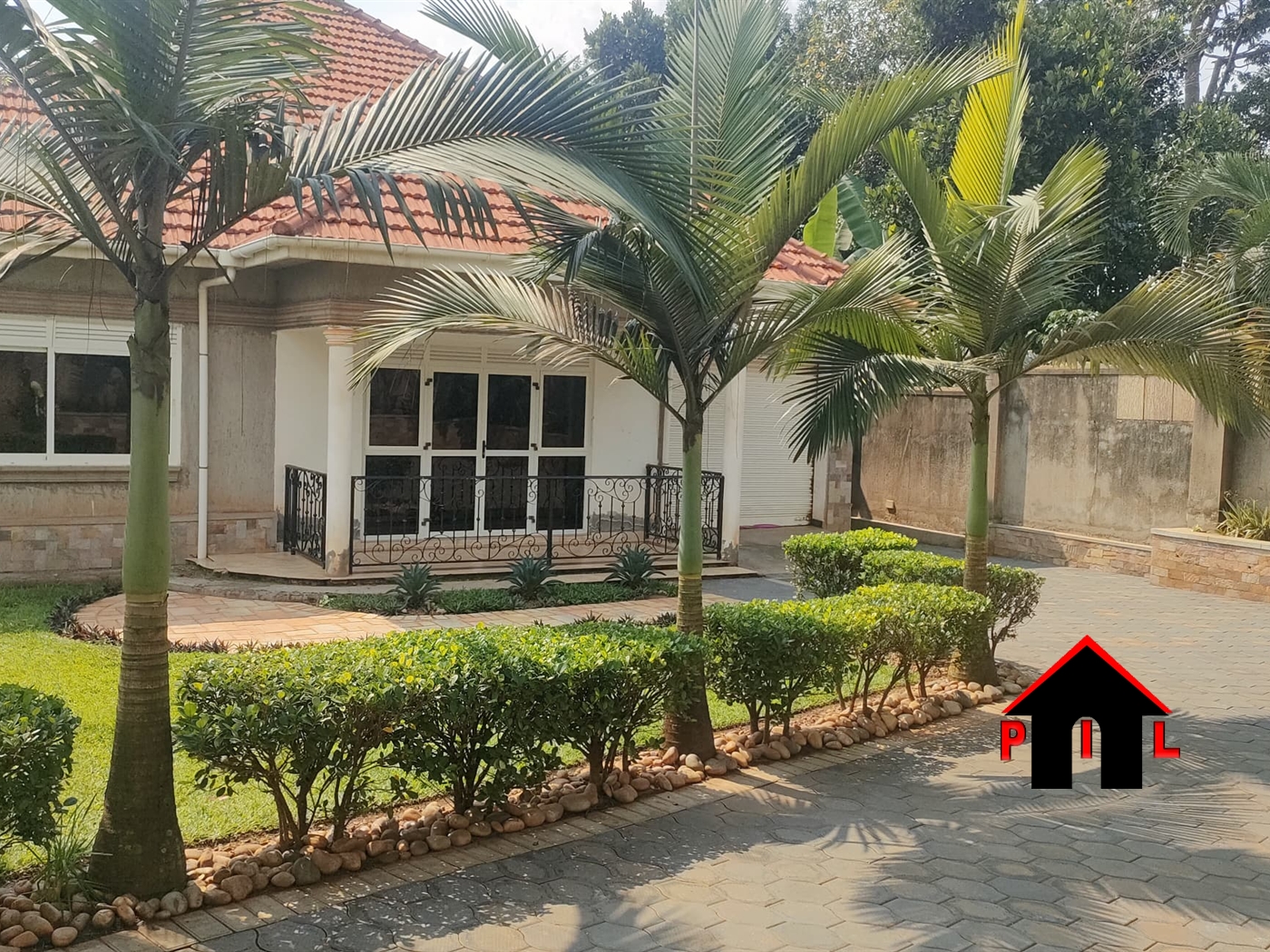 Bungalow for sale in Kira Wakiso