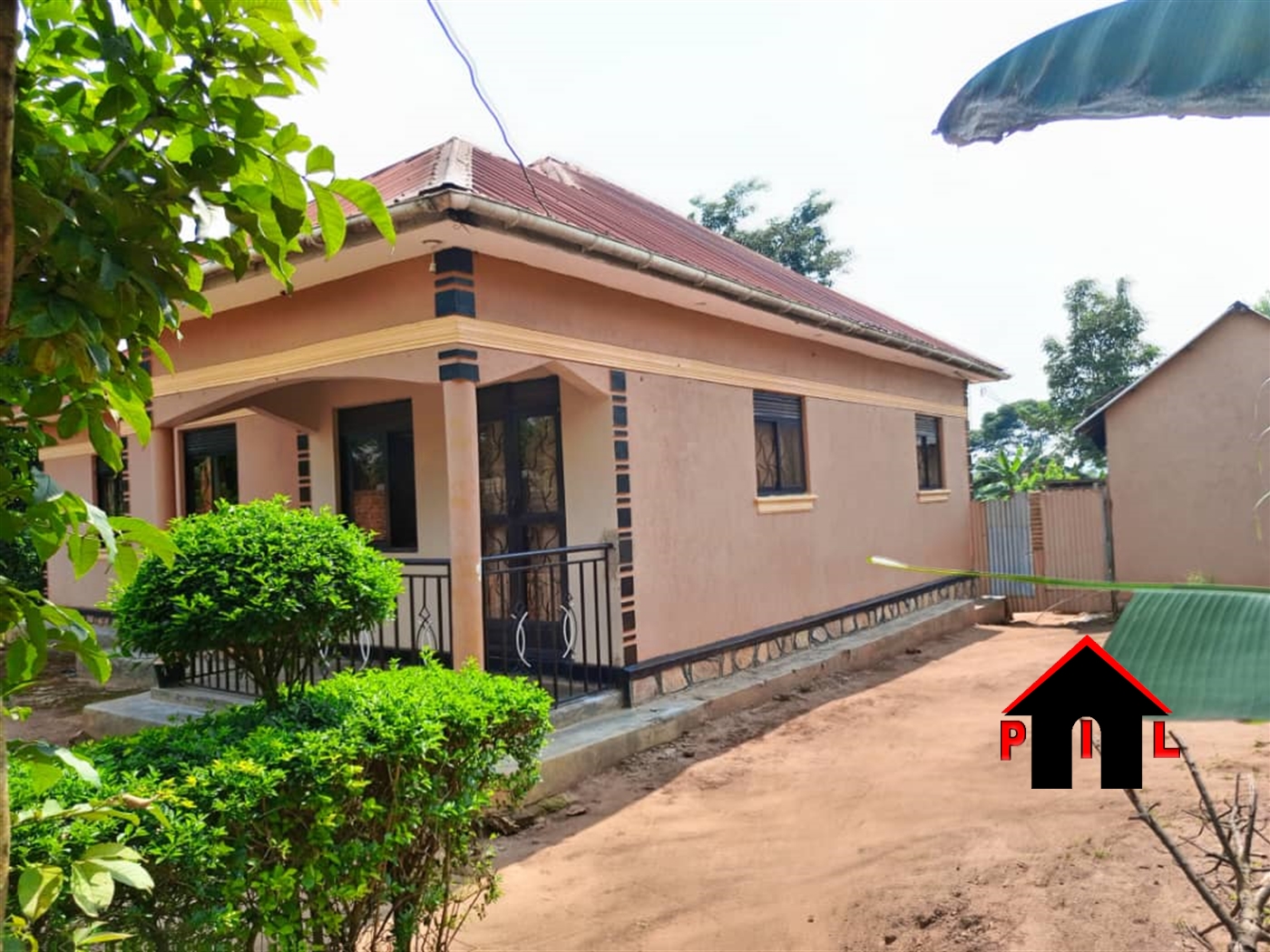 Bungalow for sale in Kiwenda Wakiso