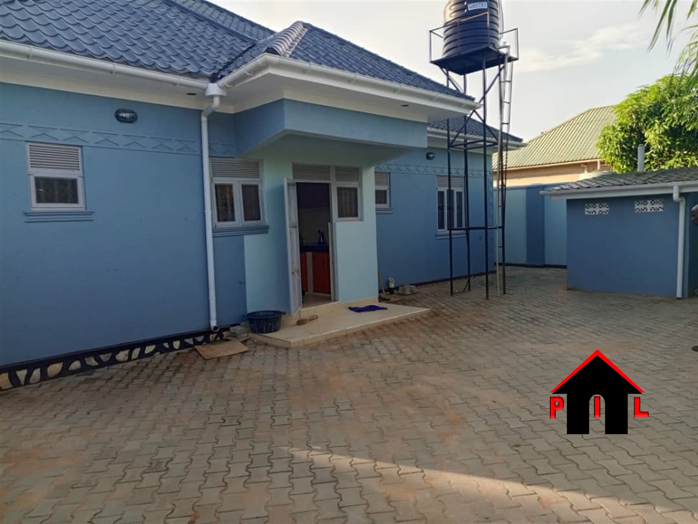 Bungalow for sale in Nansana Wakiso