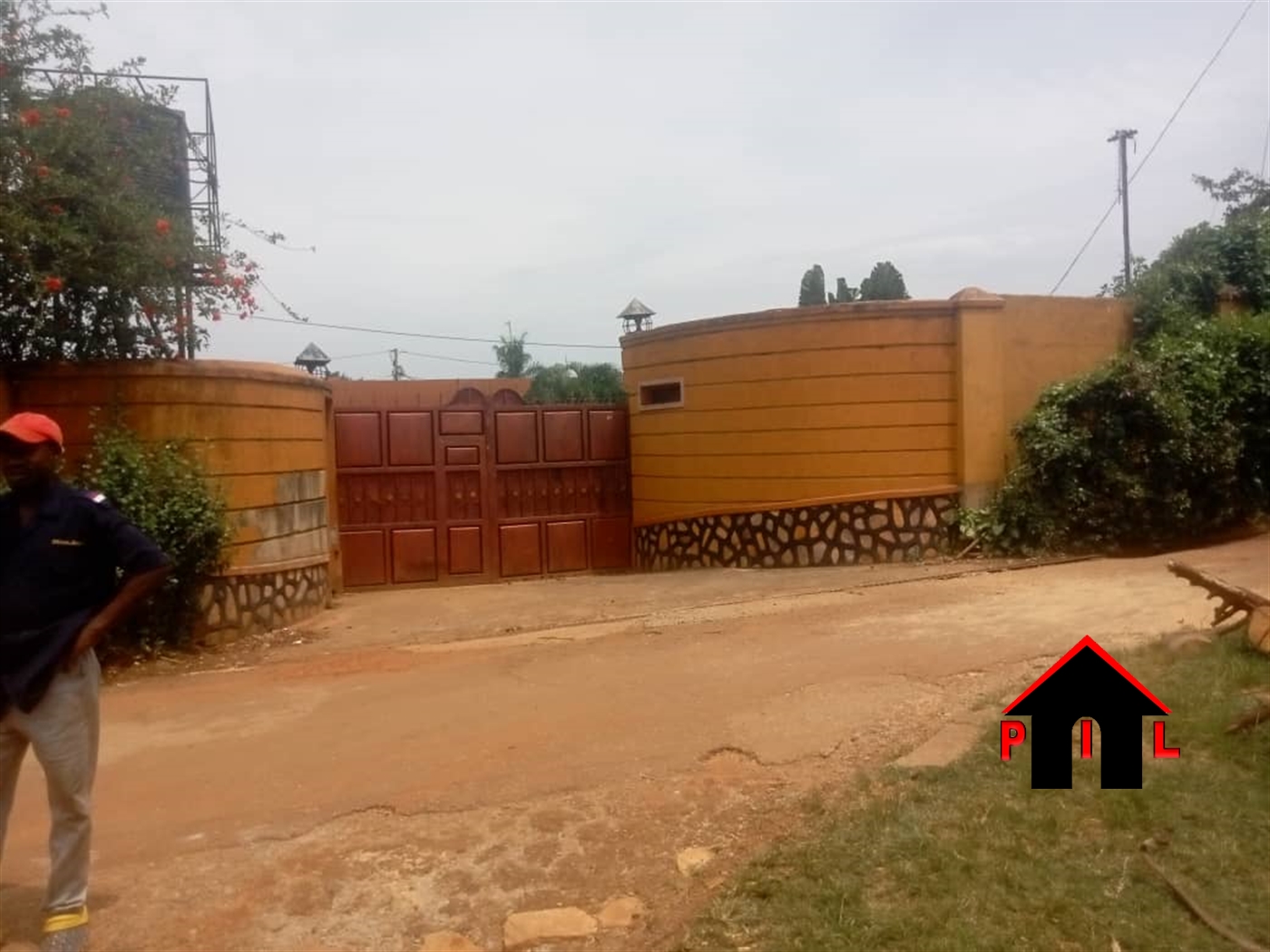 Multipurpose space for sale in Mulago Kampala