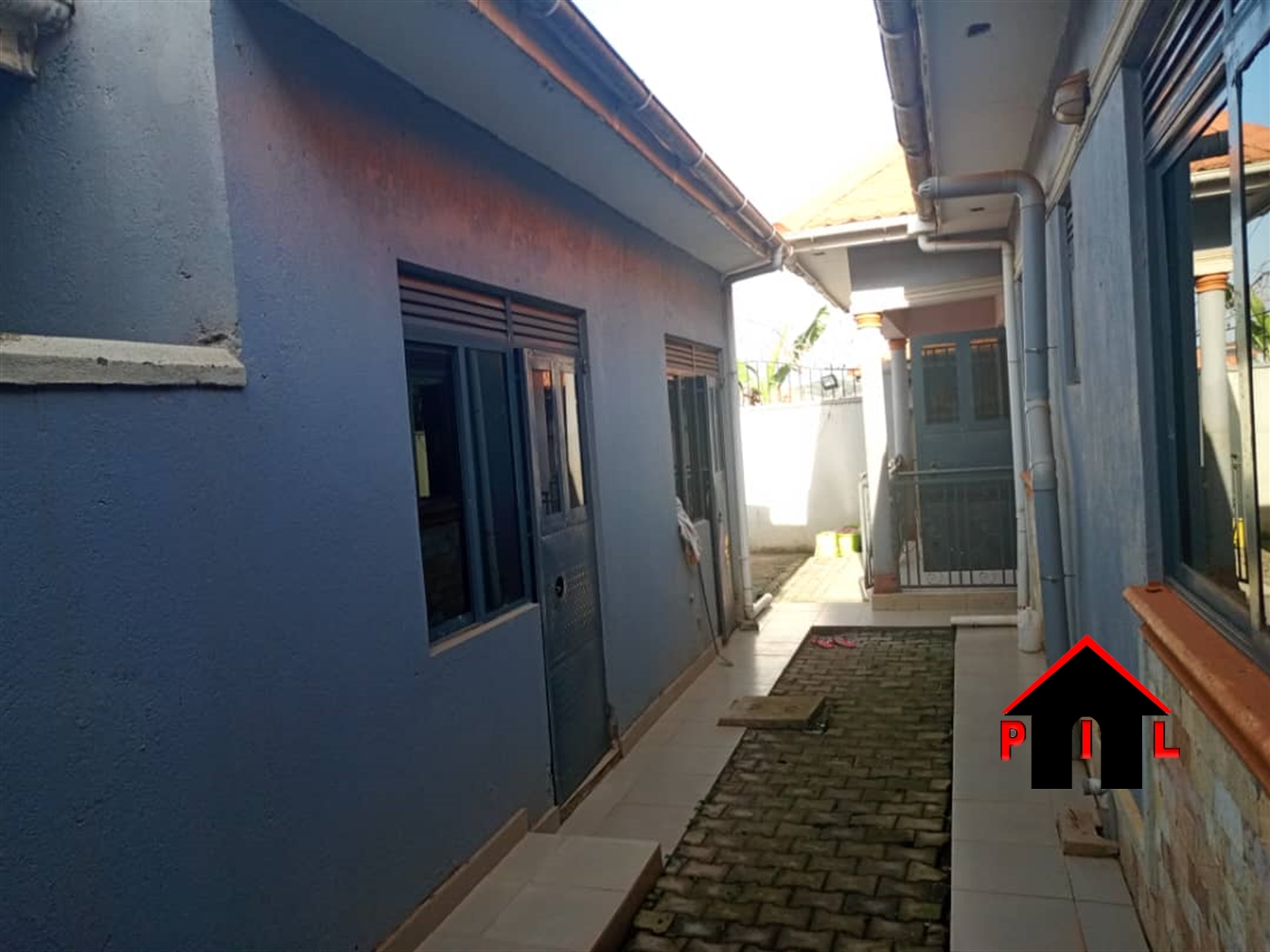 Bungalow for sale in Nansana Wakiso