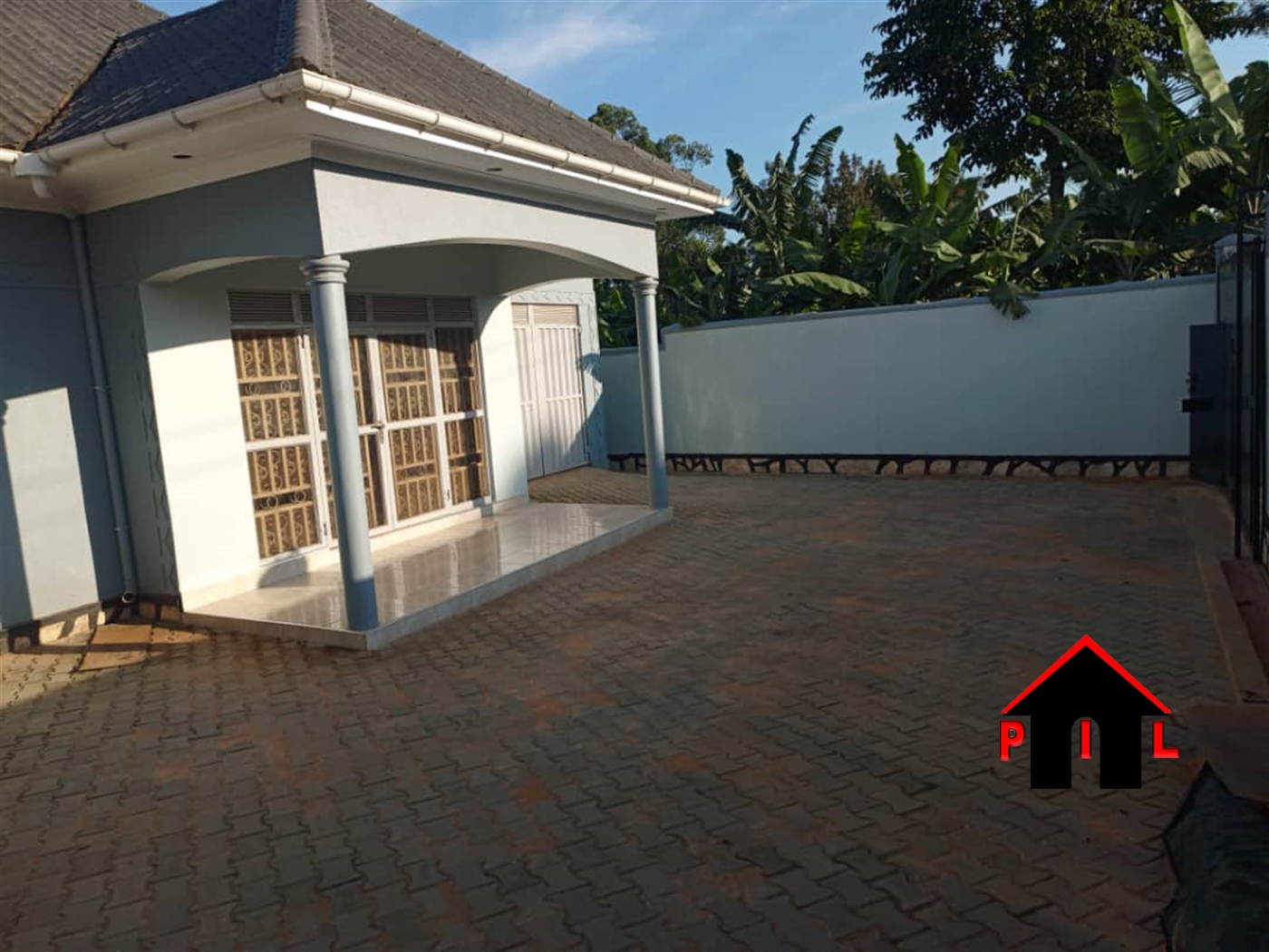 Bungalow for sale in Nansana Wakiso