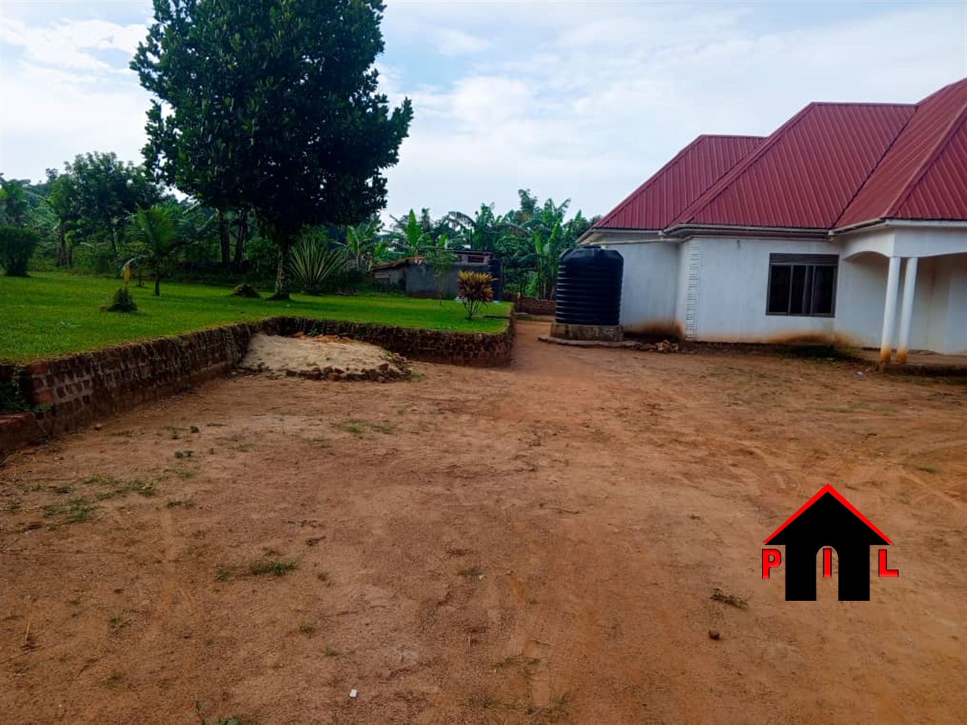 Bungalow for sale in Kakiri Wakiso